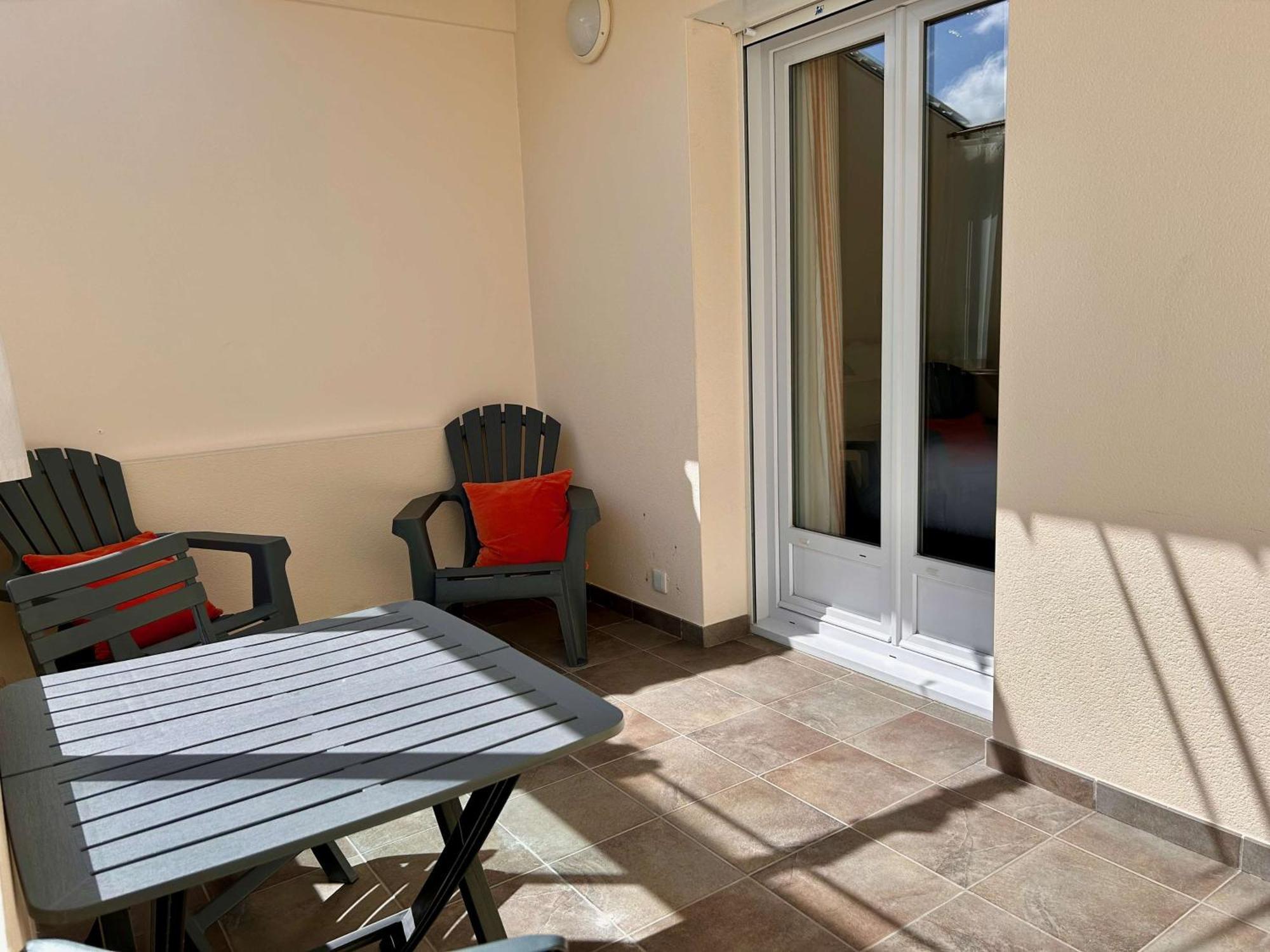 Brit Hotel Lannion-Perros Guirec Екстер'єр фото
