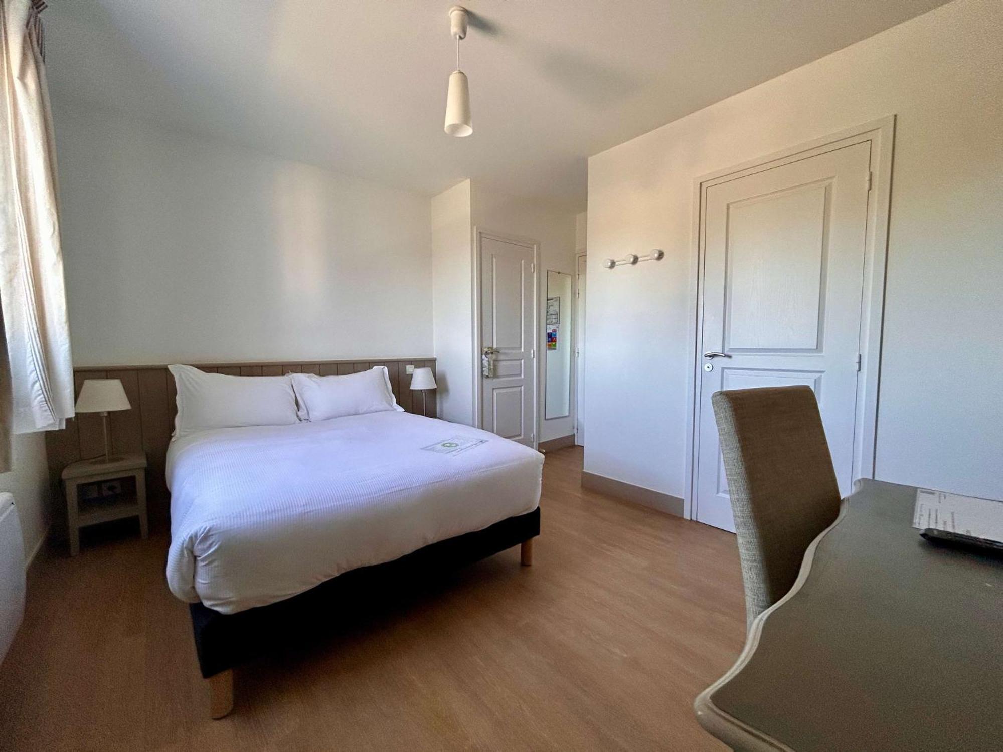 Brit Hotel Lannion-Perros Guirec Екстер'єр фото