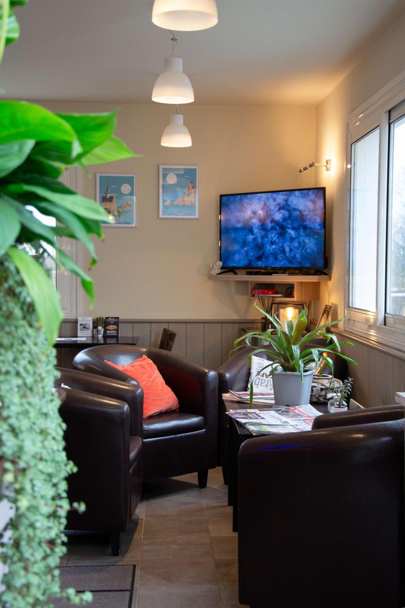 Brit Hotel Lannion-Perros Guirec Екстер'єр фото