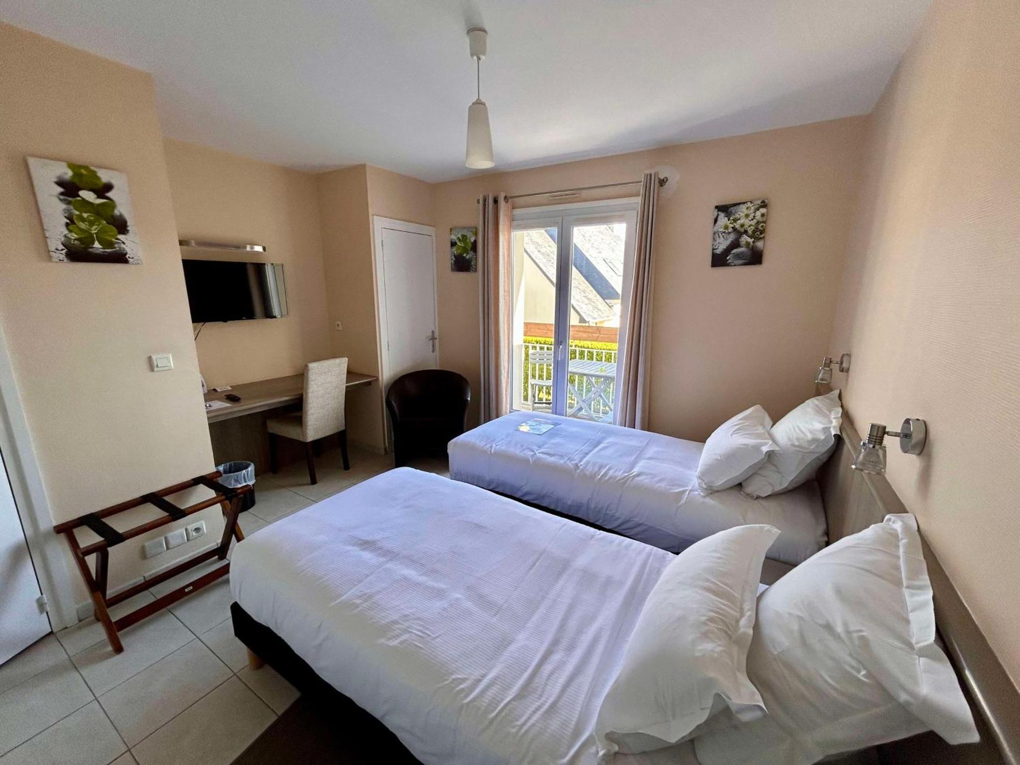 Brit Hotel Lannion-Perros Guirec Екстер'єр фото