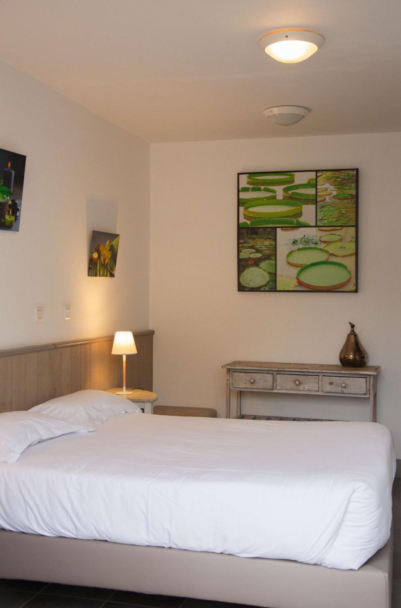 Brit Hotel Lannion-Perros Guirec Екстер'єр фото
