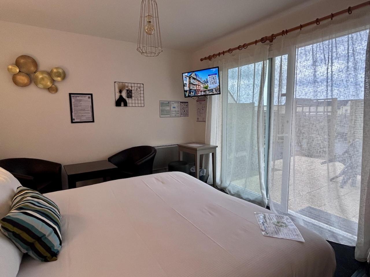 Brit Hotel Lannion-Perros Guirec Екстер'єр фото